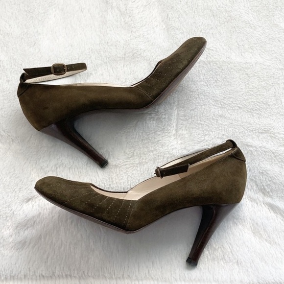 Marc Jacobs Olive Green Suede Mary Jane Heels Pumps with Ankle Strap, size 7 - Picture 6 of 10